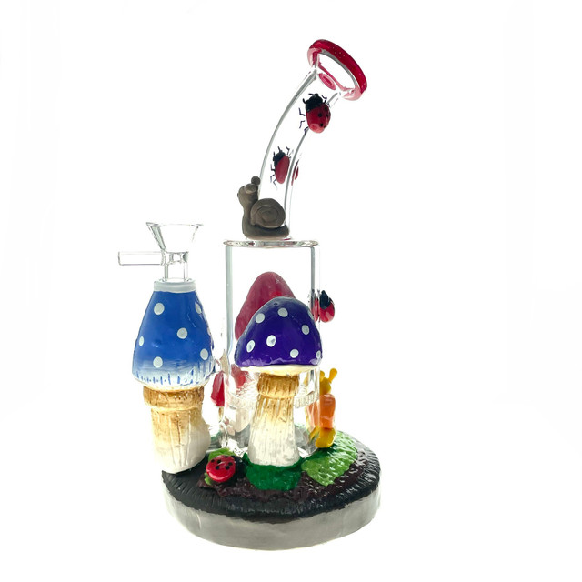 Bent Neck Mushroom Water Pipe 9.5"
